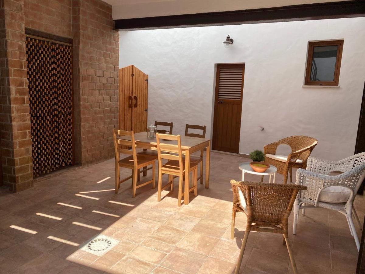 Almodôvar Casa Da Igrejja Bed & Breakfast エクステリア 写真
